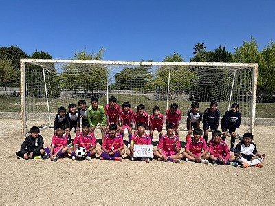 サッカー３